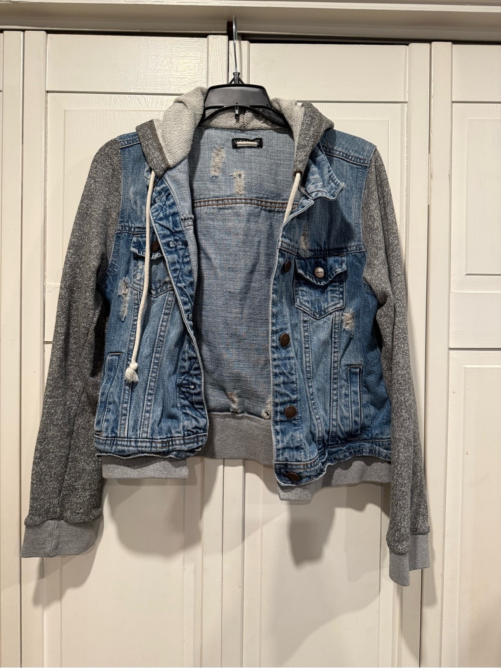 VENUS denim jacket size small GUC
